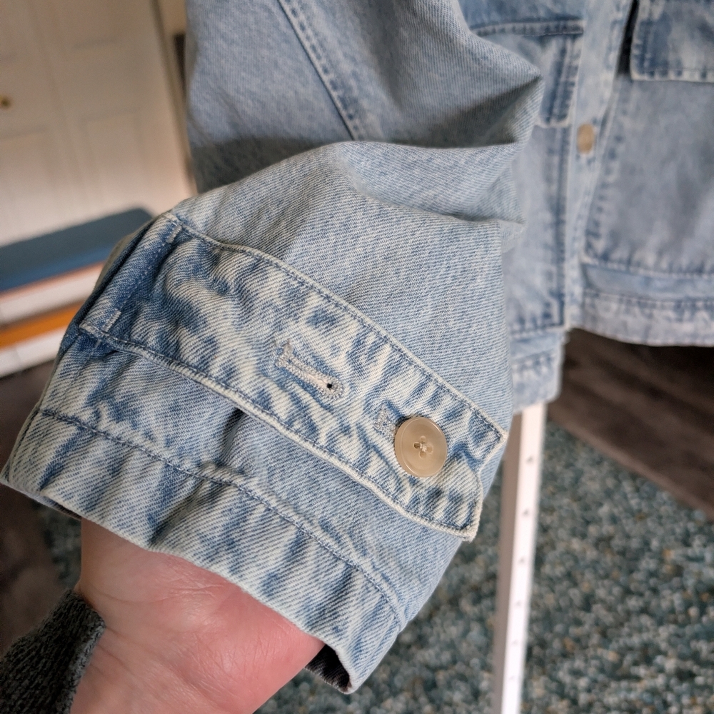 GAP Light Blue Denim Jacket - Picture 6 of 9